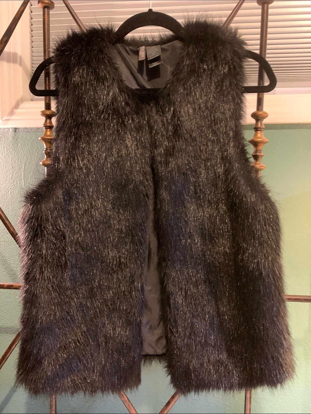 Bisou Bisou Black Faux Fur Vest - Women's Sleeveless Layer